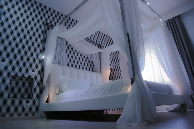 black-and-white-4-camera-room-hotel-antico-pastificio-sarubbi-stigliano