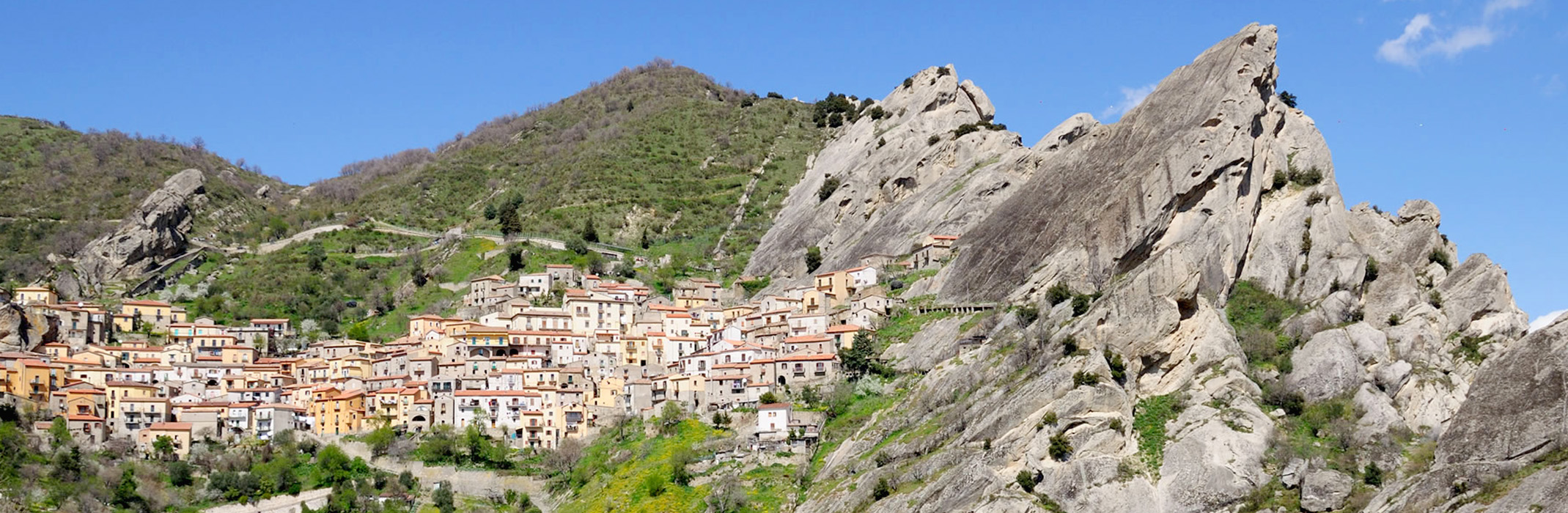 Castelmezzano-Bailicata-AnticoPastificioSarubbi-Hotel-Stigliano